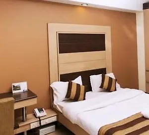 Pacific Huda Centre Sec 41 Hotel