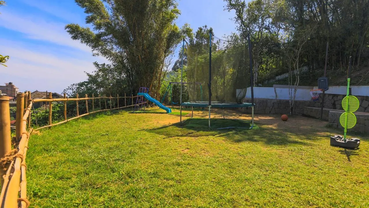 Shola Crown Resort - Munnar Chinnakanal