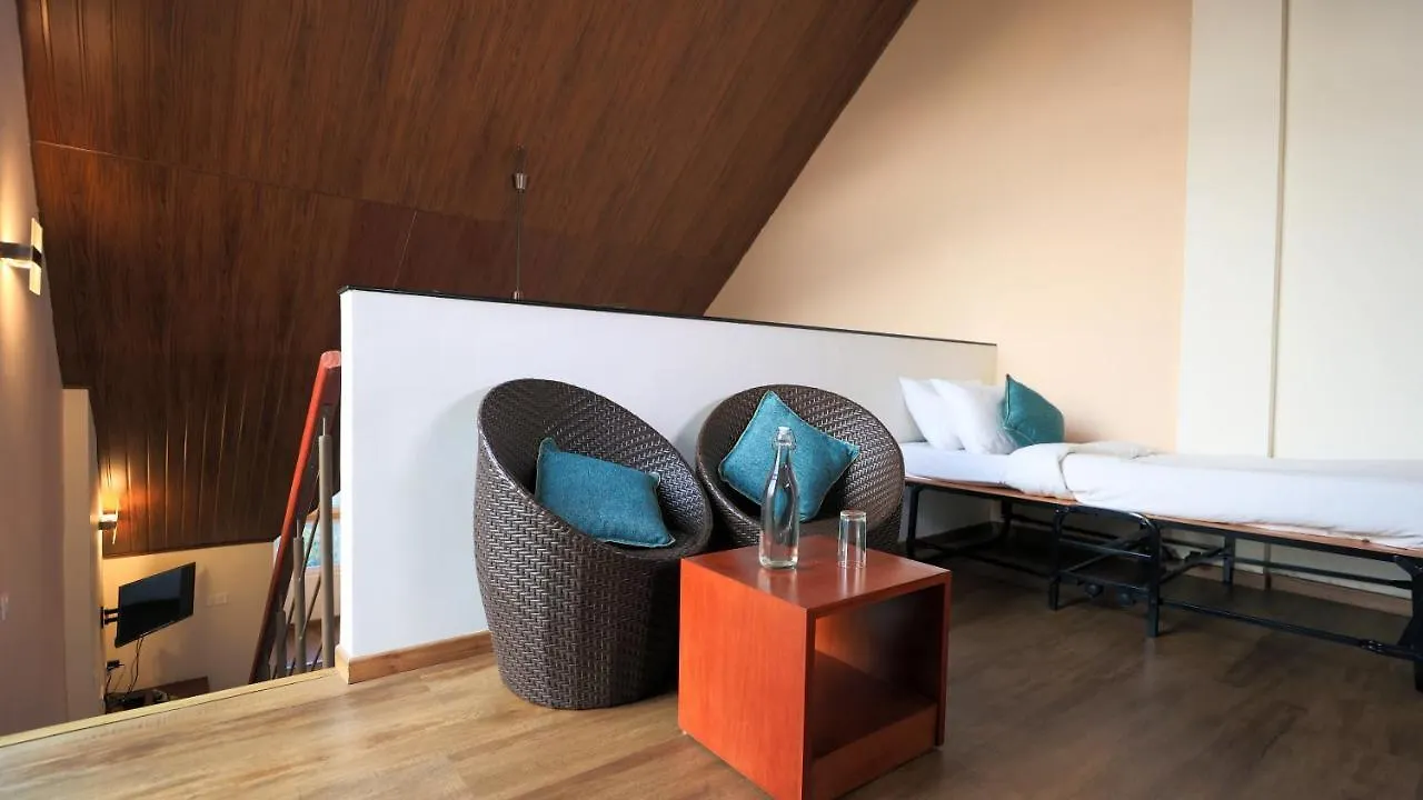 Shola Crown Resort - Munnar Chinnakanal